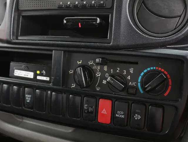 日野 デュトロ TKG-XZC610T(2WD)の写真37