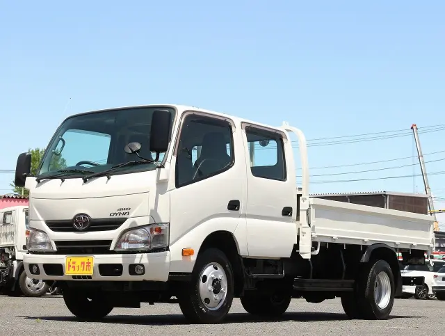 フロント|トヨタ ダイナ TKG-XZU695(4WD)の写真1