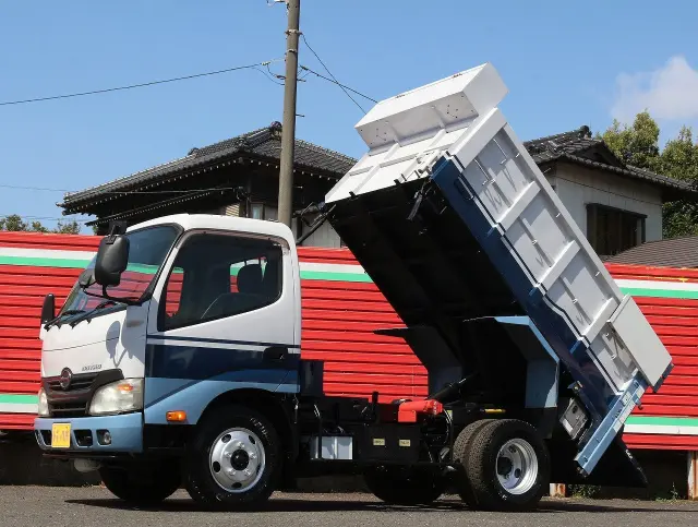 フロント|日野 デュトロ TKG-XZU600X(2WD)の写真1