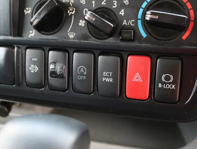 日野 デュトロ TKG-XZU600X(2WD)の写真43