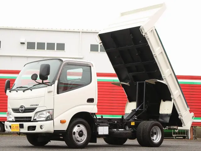フロント|日野 デュトロ TKG-XZVC610T(2WD)の写真1