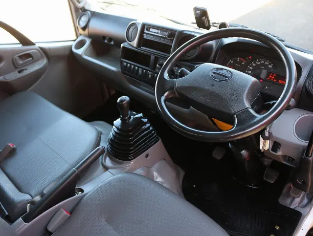 日野 デュトロ TKG-XZC610T(2WD)の写真39