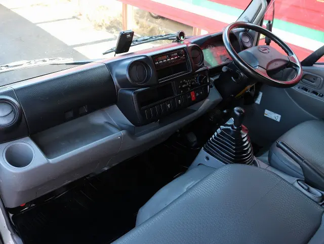 日野 デュトロ TKG-XZC610T(2WD)の写真40