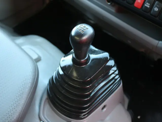 日野 デュトロ TKG-XZC610T(2WD)の写真44