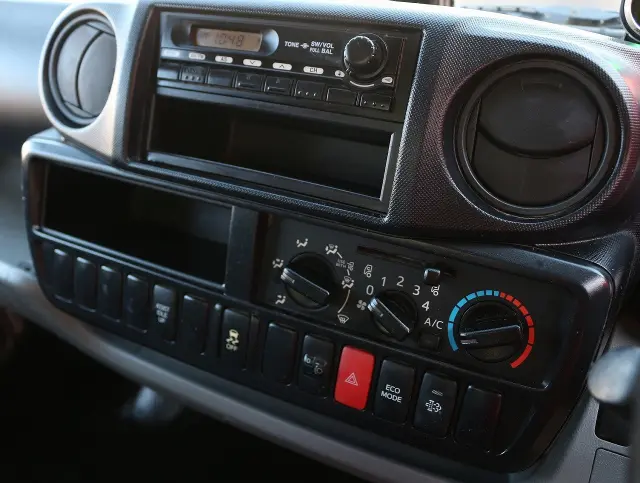 日野 デュトロ TKG-XZC610T(2WD)の写真45