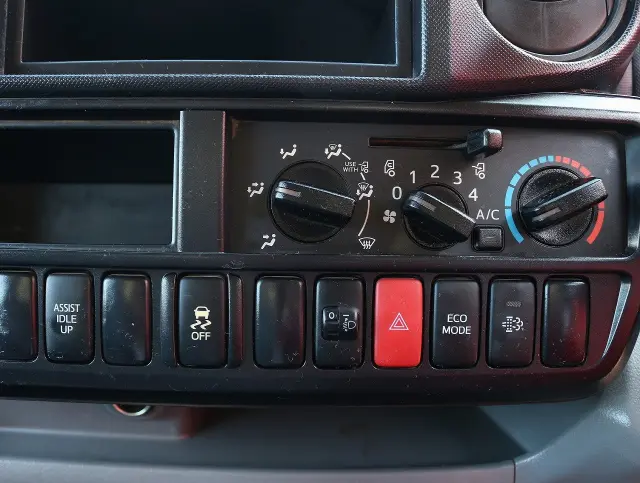 日野 デュトロ TKG-XZC610T(2WD)の写真46