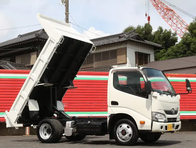 トヨタ ダイナ TKG-XZU675D(4WD)の写真20