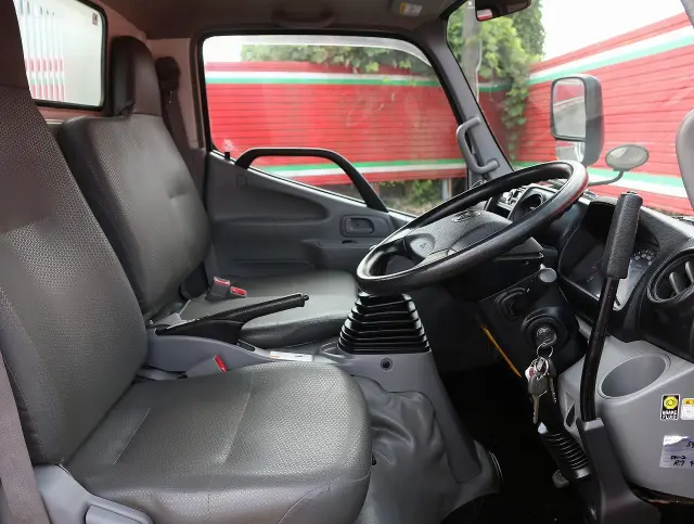 トヨタ ダイナ TKG-XZU675D(4WD)の写真37
