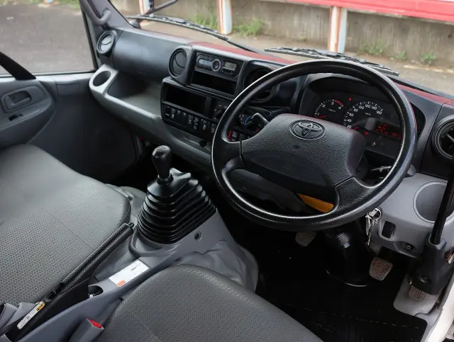 トヨタ ダイナ TKG-XZU675D(4WD)の写真38