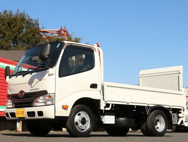 フロント|日野 デュトロ TKG-XZC605M(2WD)の写真1
