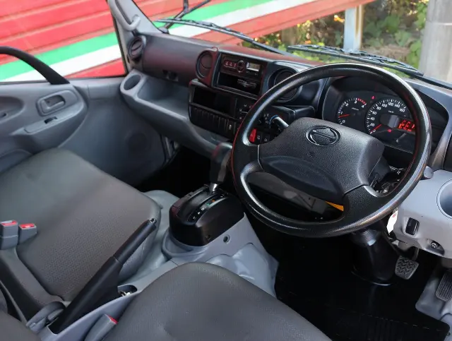 日野 デュトロ TPG-XZU605M(2WD)の写真3