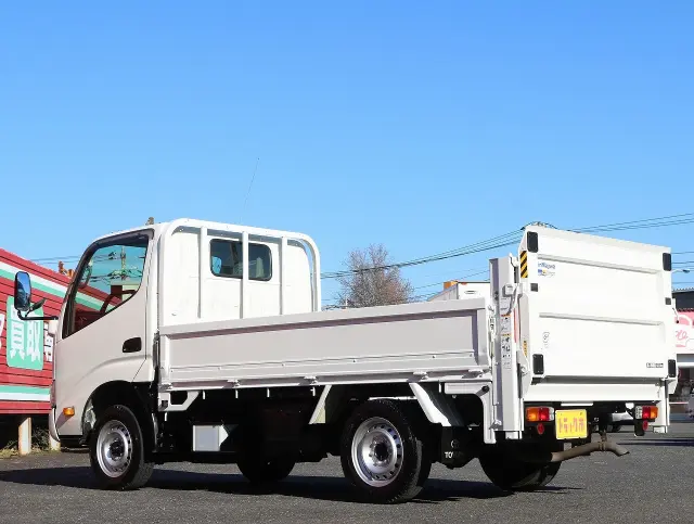 トヨタ ダイナ LDF-KDY281(4WD)の写真2