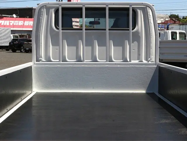 三菱 キャンター TPG-FGA20(4WD)の写真9