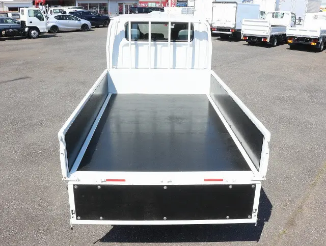 三菱 キャンター TPG-FGA20(4WD)の写真11