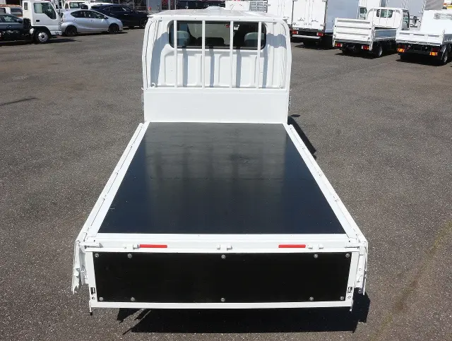三菱 キャンター TPG-FGA20(4WD)の写真12