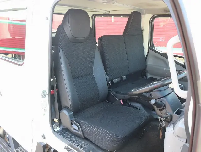三菱 キャンター TPG-FGA20(4WD)の写真27