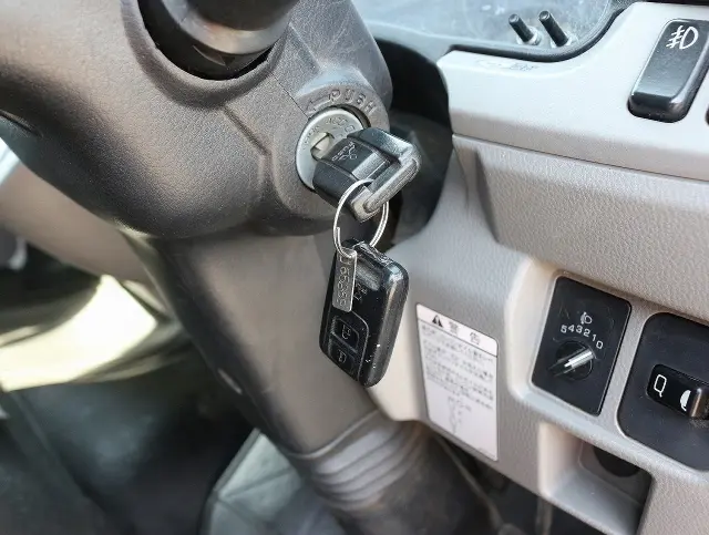 三菱 キャンター TPG-FGA20(4WD)の写真30