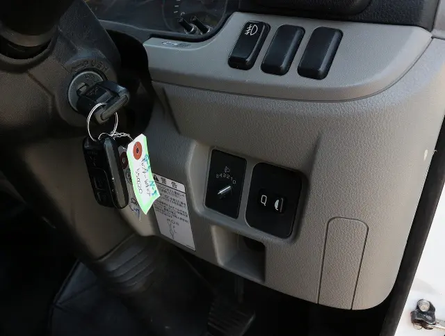 三菱 キャンター TPG-FGA20(4WD)の写真38