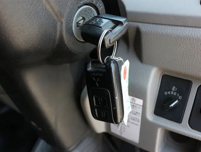 三菱 キャンター TPG-FGA20(4WD)の写真39