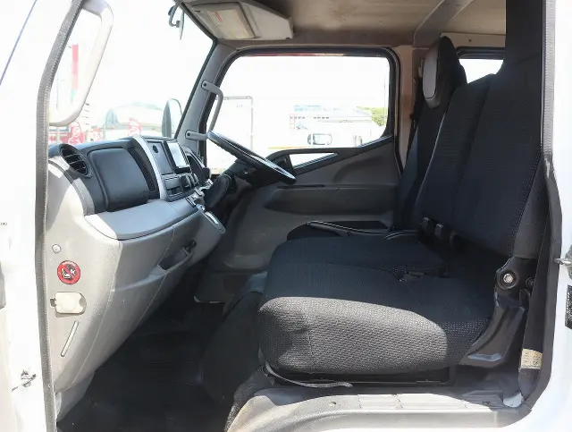 三菱 キャンター TPG-FGA20(4WD)の写真42