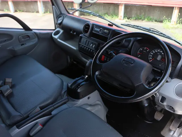 日野 デュトロ TPG-XZU605M(2WD)の写真31