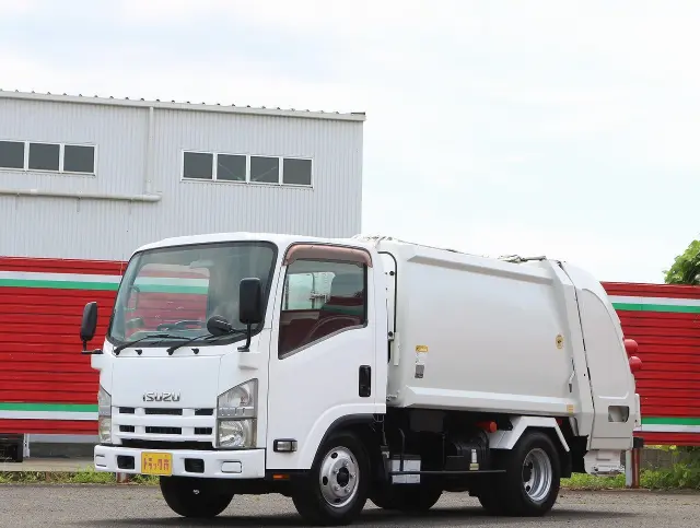 いすゞ エルフ TKG-NMR85AN(2WD)の写真1