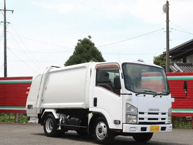 いすゞ エルフ TKG-NMR85AN(2WD)の写真3