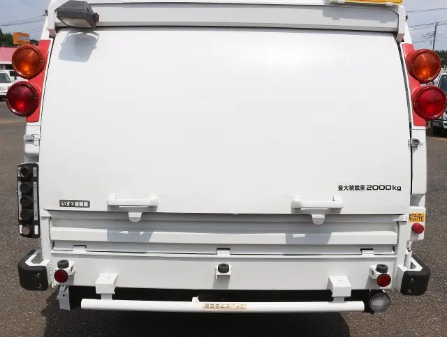 いすゞ エルフ TKG-NMR85AN(2WD)の写真13