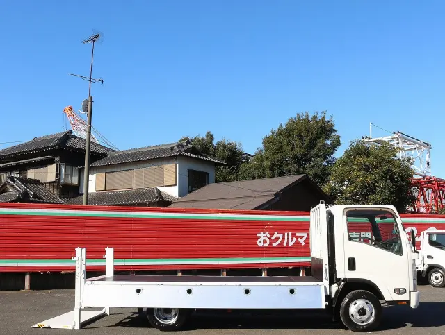 いすゞ エルフ 2RG-NNS88AN(4WD)の写真19