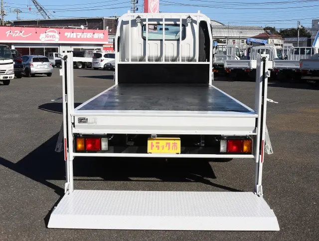 いすゞ エルフ 2RG-NNS88AN(4WD)の写真21