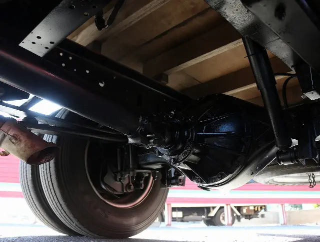 いすゞ エルフ 2RG-NNS88AN(4WD)の写真30