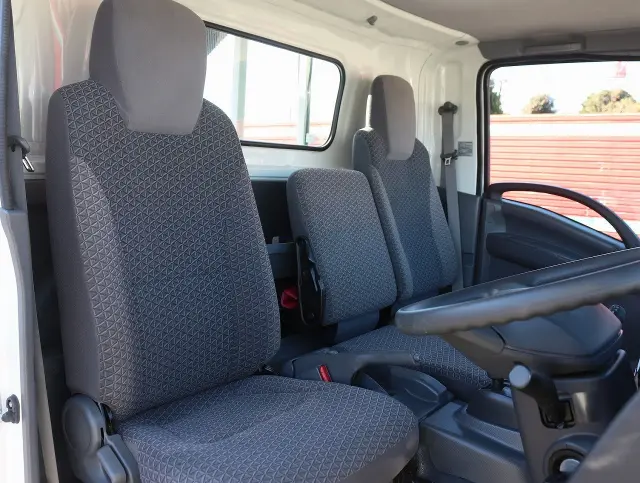 いすゞ エルフ 2RG-NNS88AN(4WD)の写真34