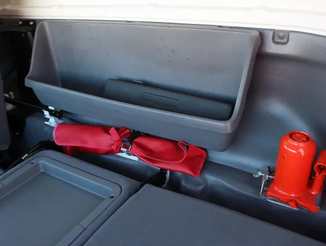 いすゞ エルフ 2RG-NNS88AN(4WD)の写真47