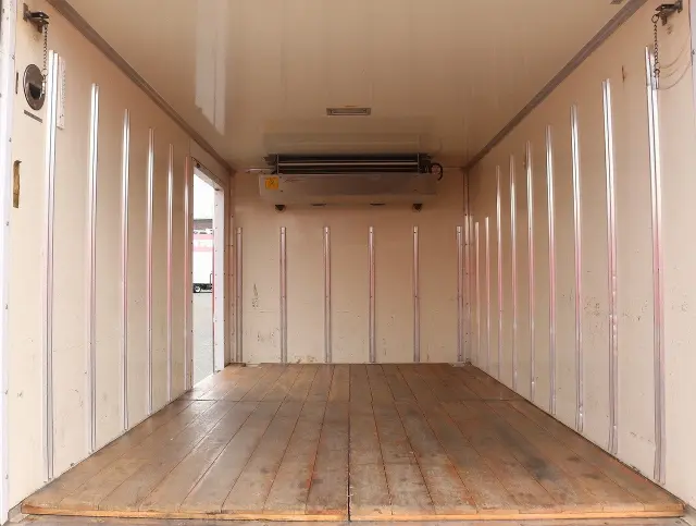 いすゞ エルフ TPG-NHS85AN(4WD)の写真22