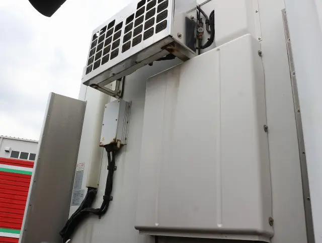 いすゞ エルフ TPG-NHS85AN(4WD)の写真24