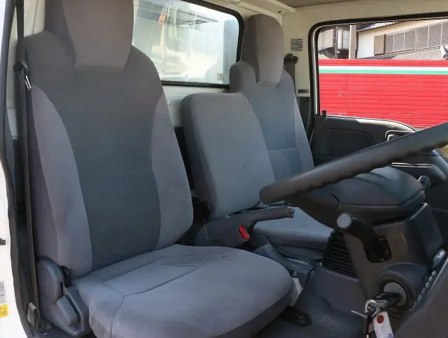 いすゞ エルフ TPG-NHS85AN(4WD)の写真37