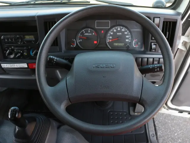 いすゞ エルフ TPG-NHS85AN(4WD)の写真38