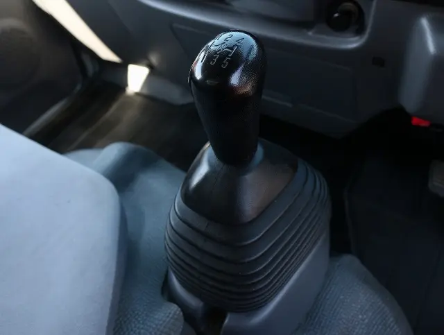 いすゞ エルフ TPG-NHS85AN(4WD)の写真40