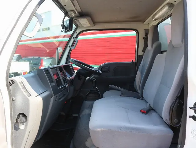 いすゞ エルフ TPG-NHS85AN(4WD)の写真47