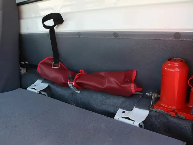 いすゞ エルフ TPG-NHS85AN(4WD)の写真49