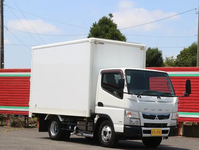 三菱 キャンター TPG-FDA00(2WD)の写真3