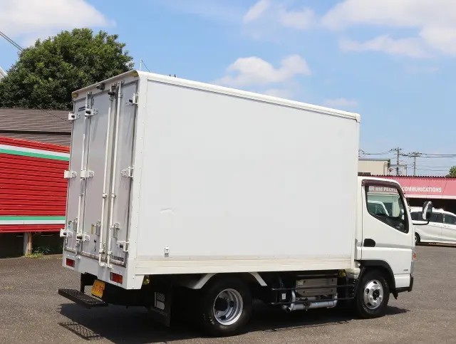 三菱 キャンター TPG-FDA00(2WD)の写真5