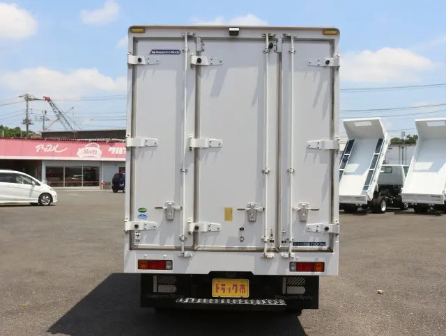 三菱 キャンター TPG-FDA00(2WD)の写真6