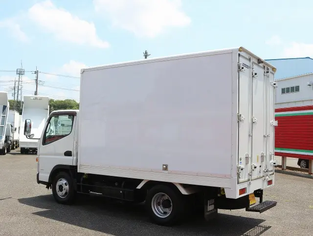 三菱 キャンター TPG-FDA00(2WD)の写真7