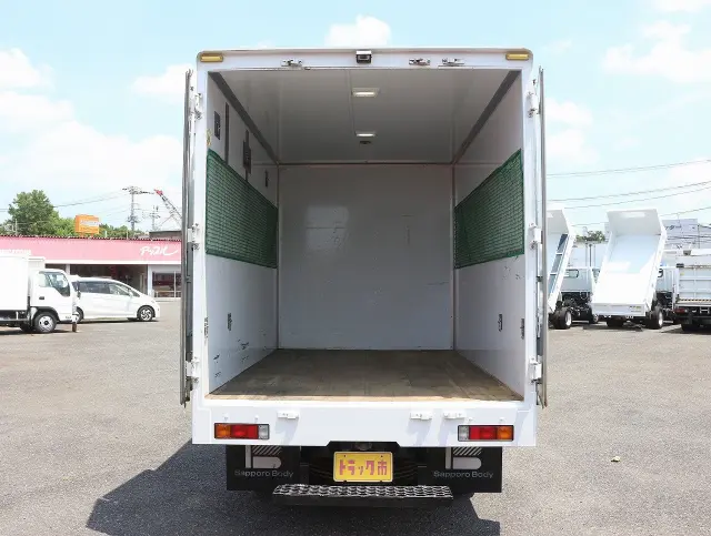 三菱 キャンター TPG-FDA00(2WD)の写真11