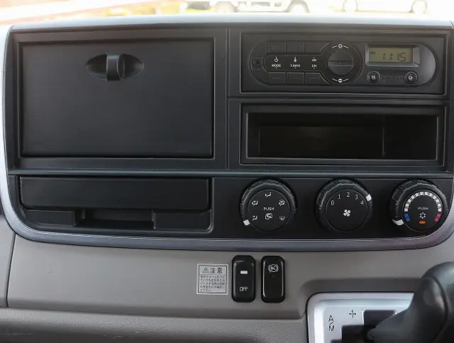 三菱 キャンター TPG-FDA00(2WD)の写真36