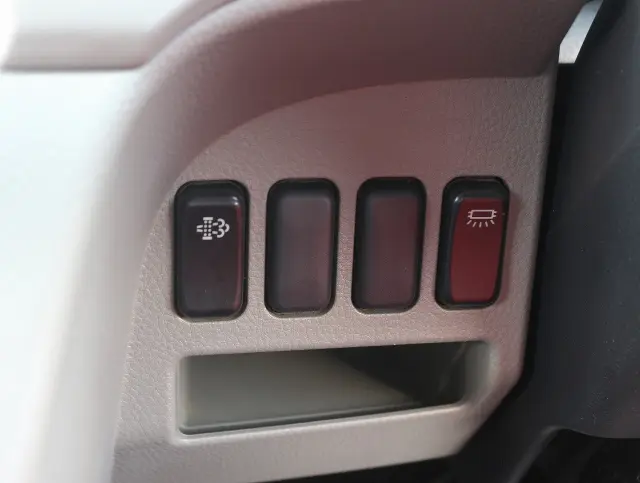 三菱 キャンター TPG-FDA00(2WD)の写真38