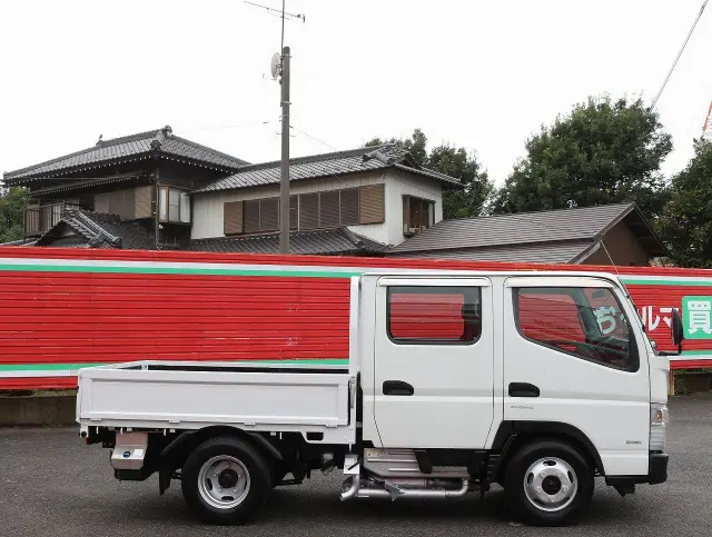 三菱 キャンター TPG-FDA00(4WD)の写真4