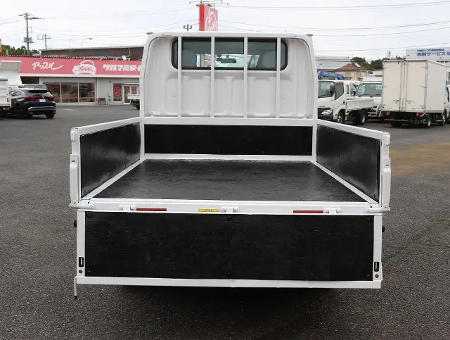 三菱 キャンター TPG-FDA00(4WD)の写真9