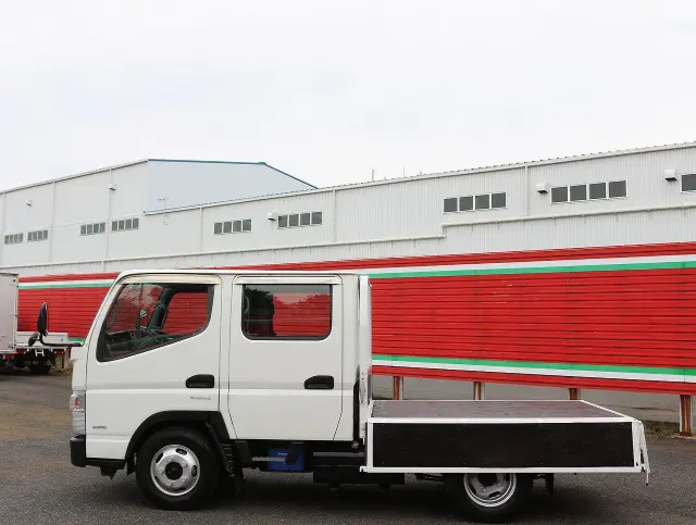 三菱 キャンター TPG-FDA00(4WD)の写真18